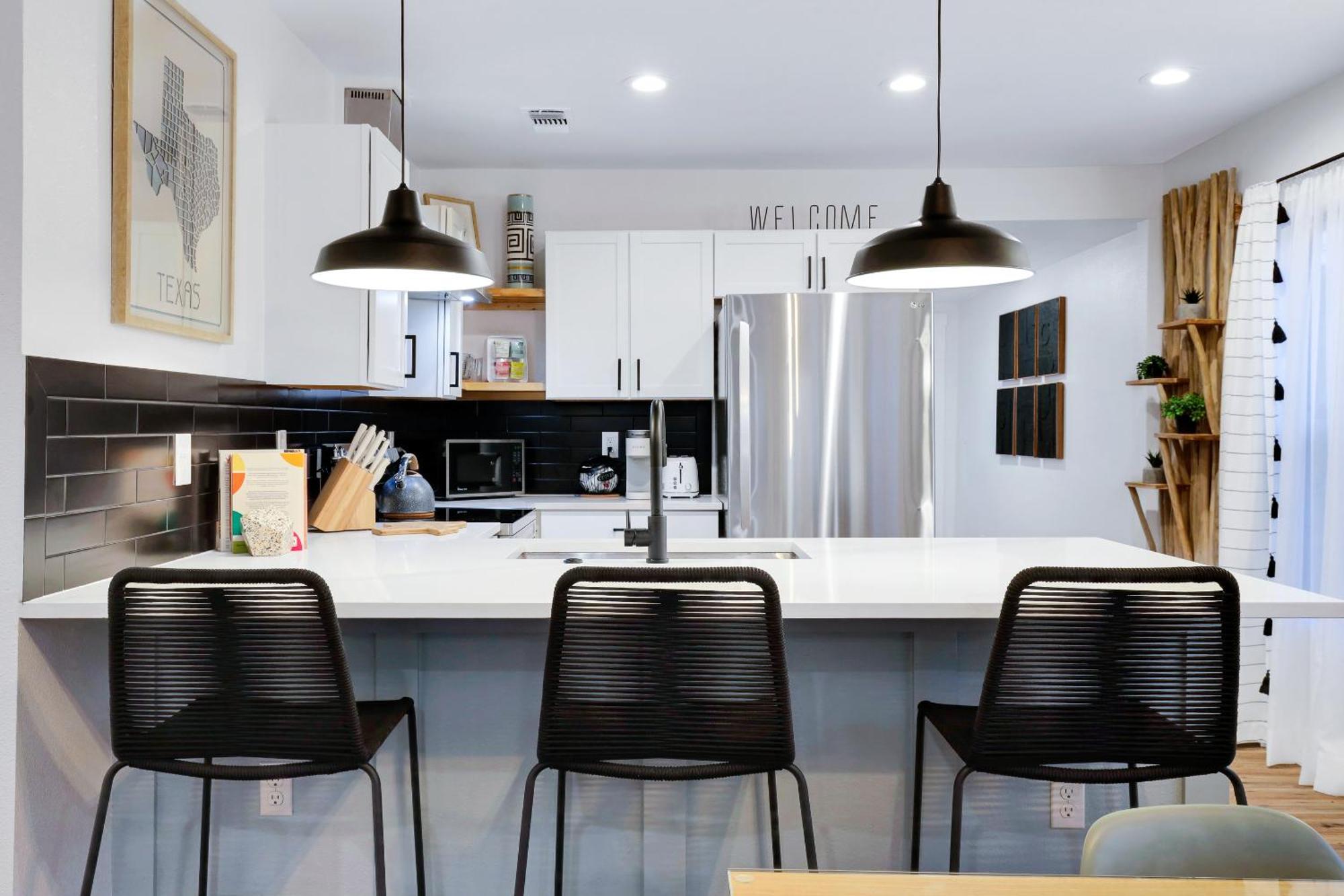 Artsy - A Birdy Vacation Rental Сан Антонио Екстериор снимка
