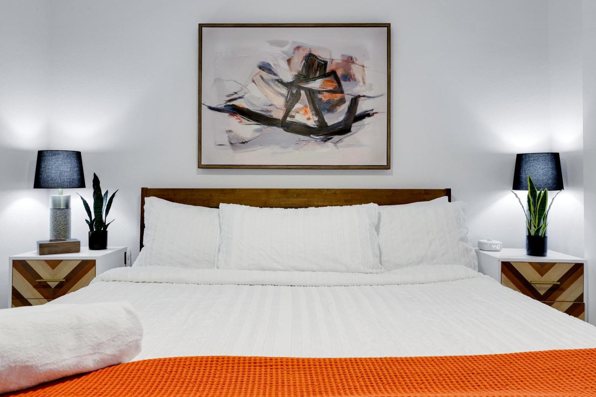 Artsy - A Birdy Vacation Rental Сан Антонио Екстериор снимка